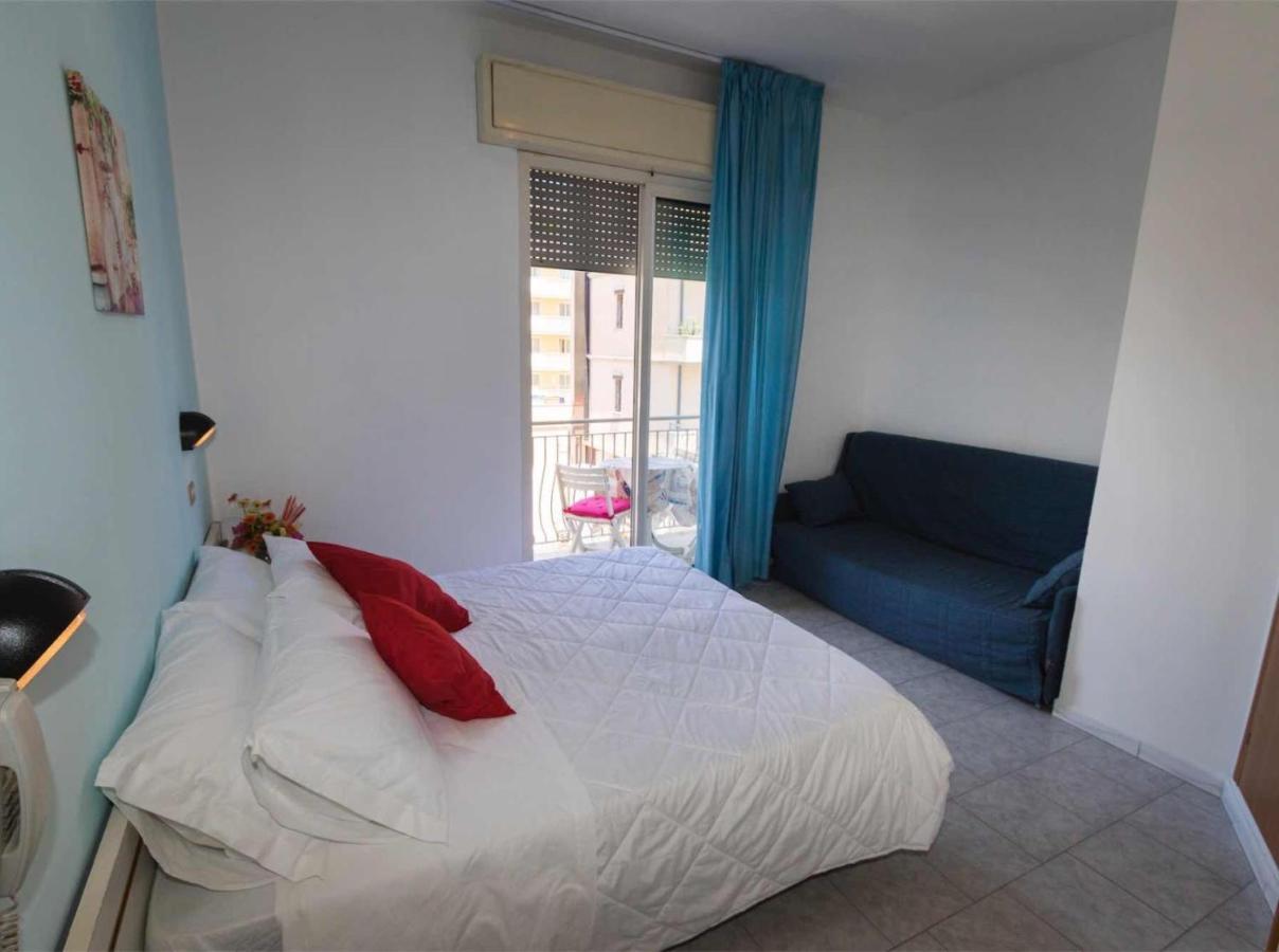 Hotel Giannella Rimini Luaran gambar