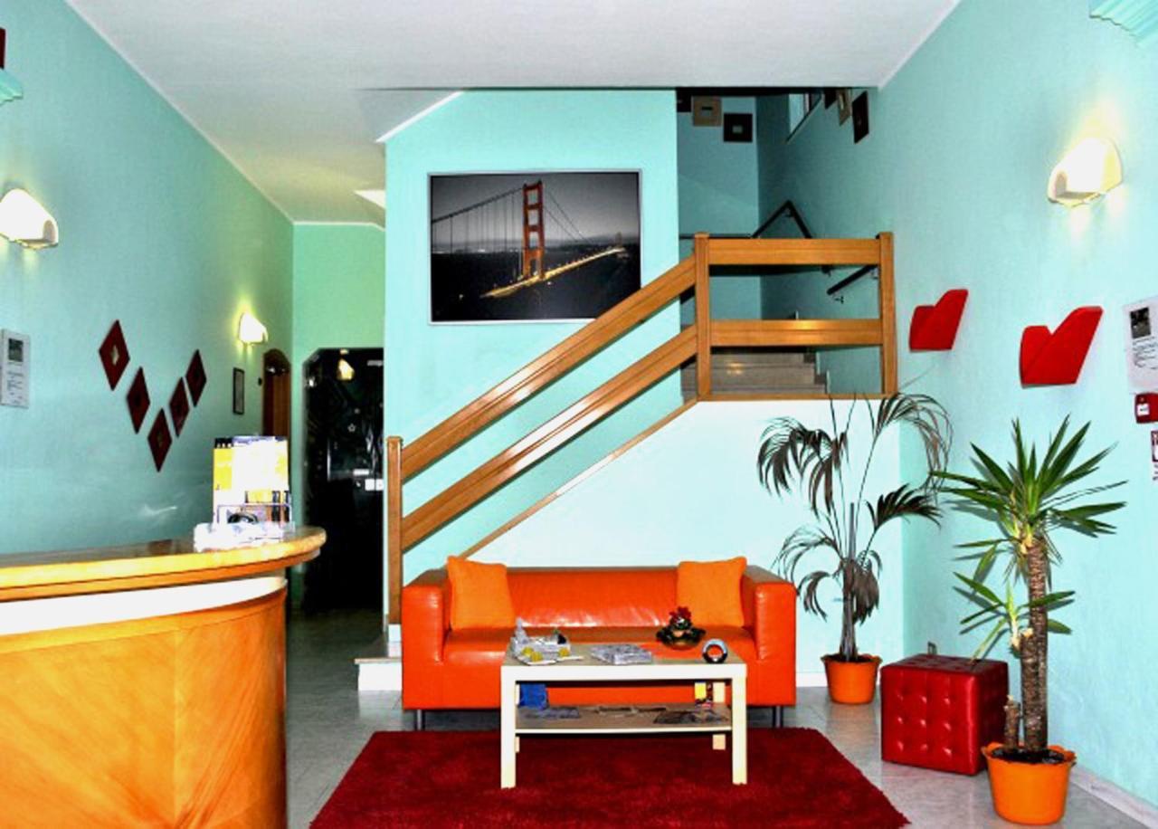 Hotel Giannella Rimini Luaran gambar