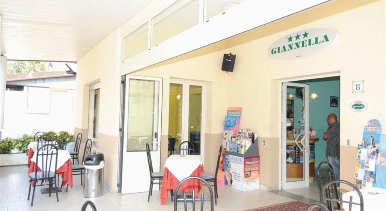 Hotel Giannella Rimini Luaran gambar