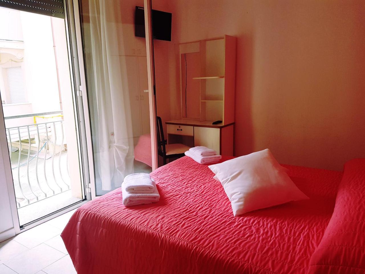 Hotel Giannella Rimini Luaran gambar