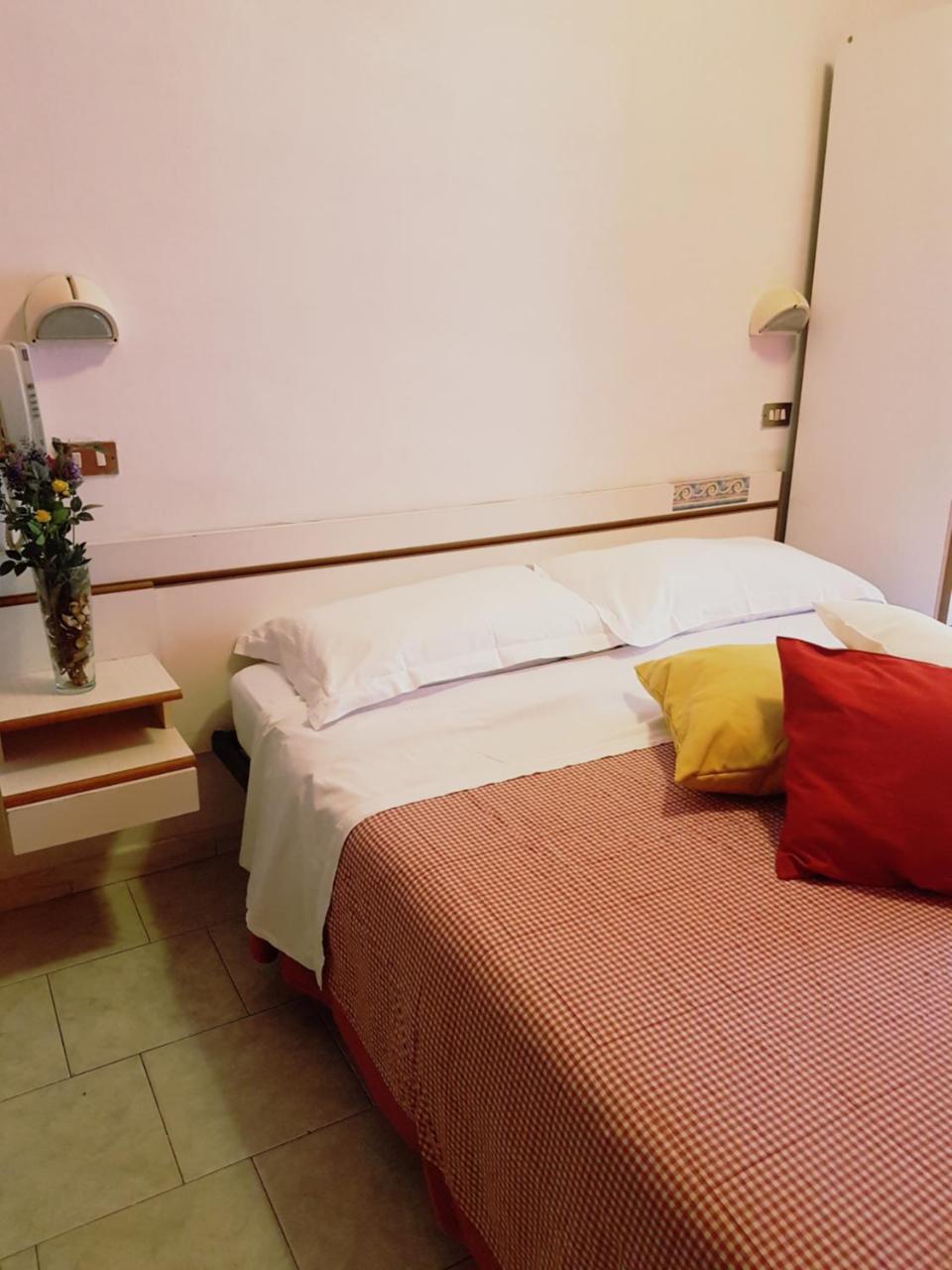 Hotel Giannella Rimini Luaran gambar