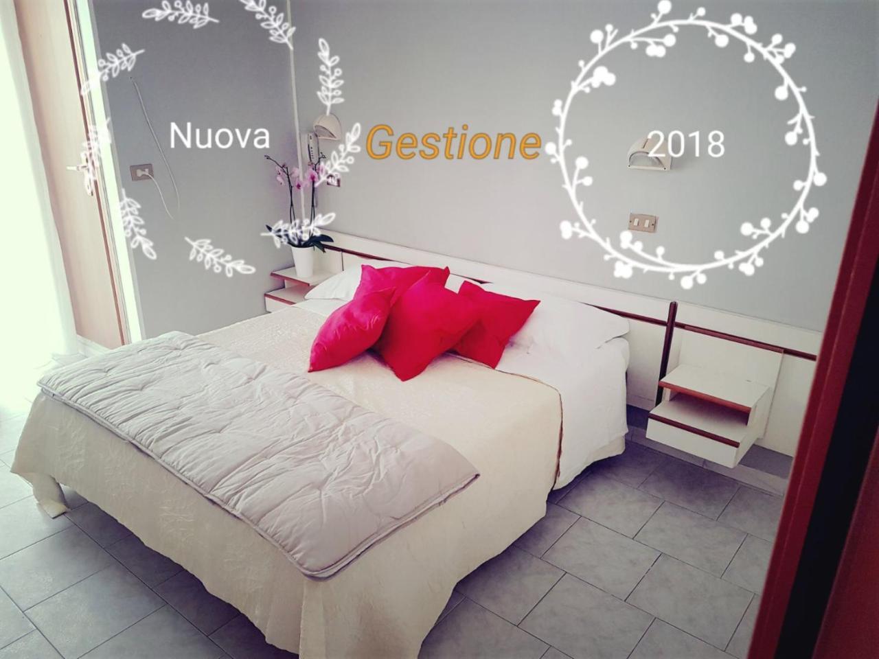 Hotel Giannella Rimini Luaran gambar