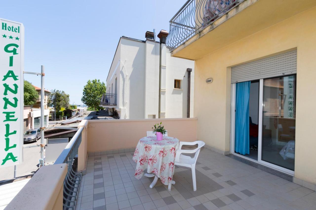 Hotel Giannella Rimini Luaran gambar